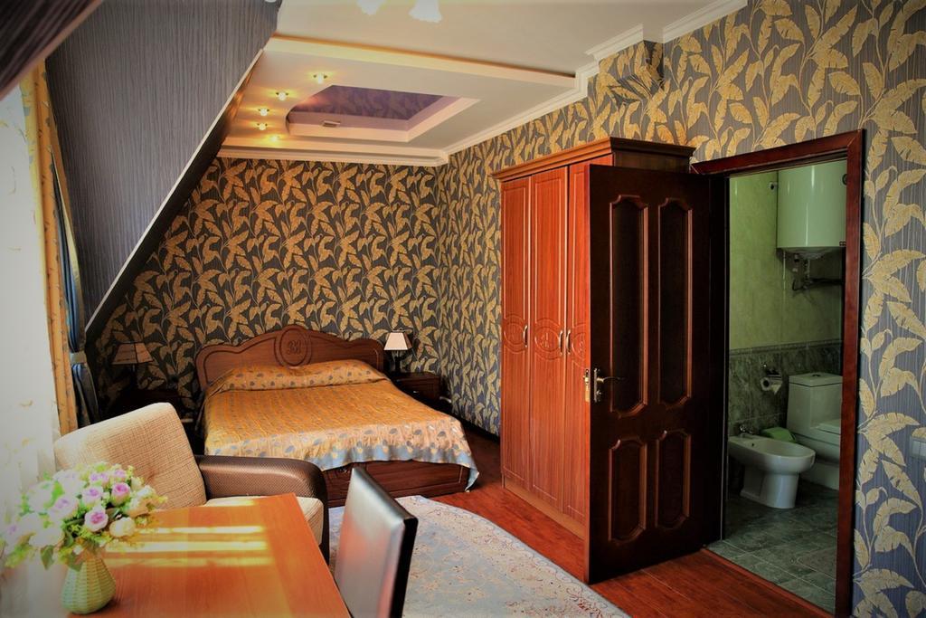 Bishkek Villa Hotel Exterior foto